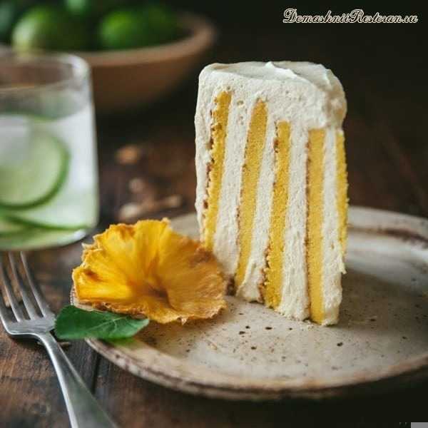 Вертикальный кокосовый торт с муссом из манго