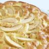 Шарлотка на кефире пышная